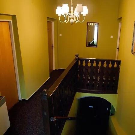 A Restaurace U Hrncire 3*